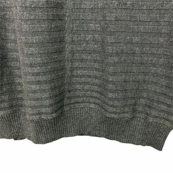 Soho Grey Crew Neck Ribbed Sweater With Laced Sleeves Size Medium - Picture 4 of 10